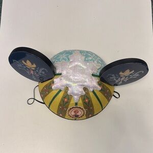 Disney Snowflake Ears Hat - Gold and Black